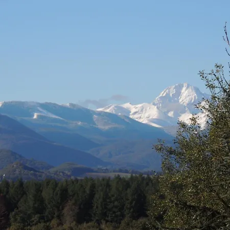 Cabane dans les bois avec vue sur les Pyrénées Saint-Laurent-de-Neste Extérieur photo